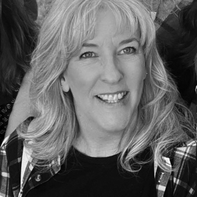 Genee McMahon-Headshot