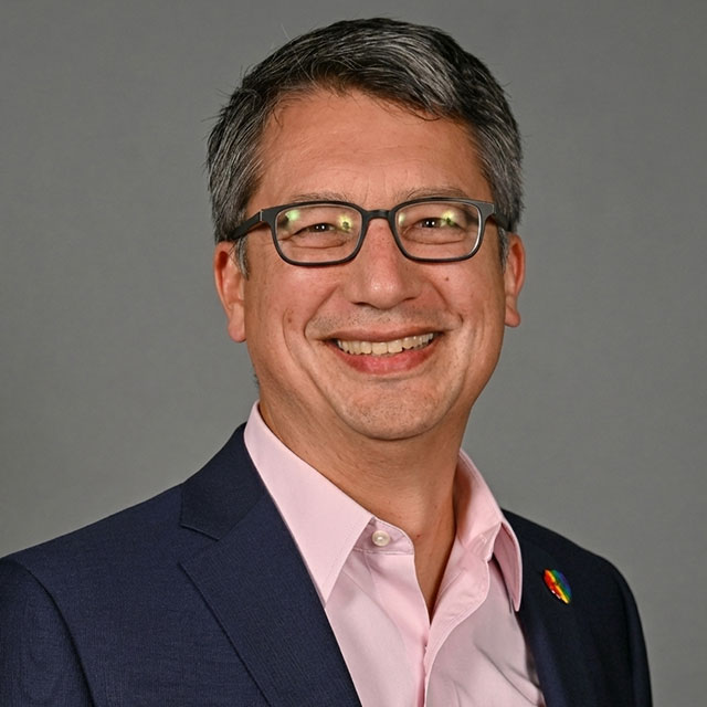 Mark Giordono Headshot